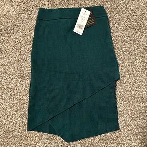 NWT vintage Bebe skirt